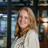 Nienke Katgert Email