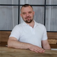 Олександр Б. Email