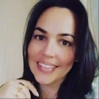 Taliane Pirolli Email