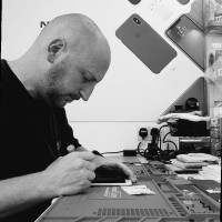 Mobile Lab Employee Antony Warrener's profile photo