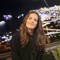 Luana Dias Email