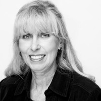 Dianne Ernst Email & Phone Number