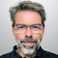 Rafael Höhr Email