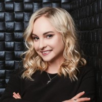 Kateryna Brunenko Email