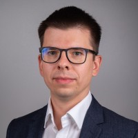 Bartosz Michałowski Email