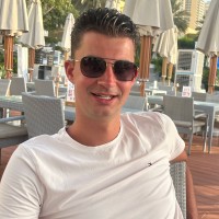Bart van Namen Email