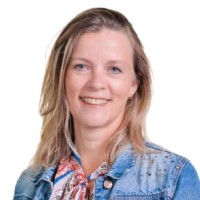 Esther Snijders Email