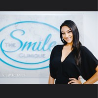 E-mail e número de telefone de Sarah Varma