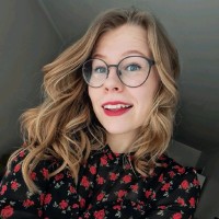 Juulia Eskman Email