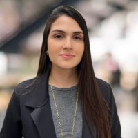Olívia Mansur Email
