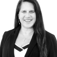Aline Koch Email & Phone Number