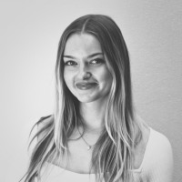 Curated Sourcing Employee Sarah Dockter's profile photo