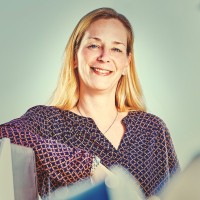 Verena Henk Email