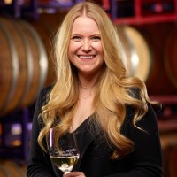 Amanda Benjamin Email & Phone Number