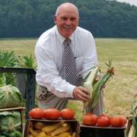 Graul's Market Employee Dana Spatafore's profile photo