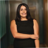 Surge Realty Employee Zoey Flores's profile photo