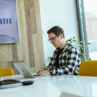 Marek Salich Email