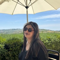 Lea Daniel Email