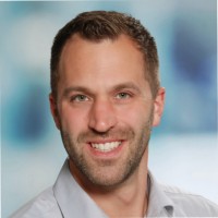 Simon Lück Email