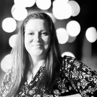 Mandy Bute Email & Phone Number