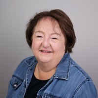 Vicki Robinson Email & Phone Number