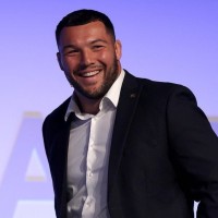 Ellis Genge Email