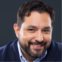 aicomp | group Employee Mauricio /'s profile photo