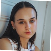 Runner Music Employee Emma Cullen's profile photo