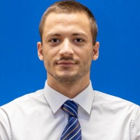 Lőrinc Takács Email