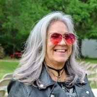 APCON Services LLC Employee Cindy McCallister's profile photo