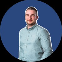Ryan Büttner Email