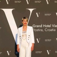 Ivona Buljević Email