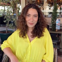 Ayşenur Şahin Email