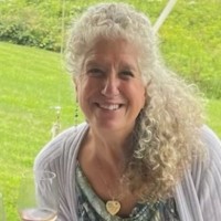 Martha'S Vineyard Community Services Employee Sandy Sedacca's profile photo