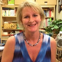 Amy Evans Email & Phone Number