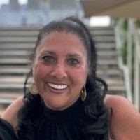 Instinctive Branding Employee Tobi Bowen's profile photo