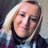 Plumbs Ltd Employee Julie Shaxon's profile photo