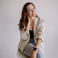 Ashley Tracey Email & Phone Number