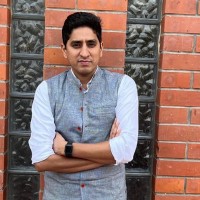 Vinay Bhatia Email