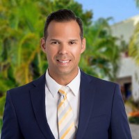 Coldwell Banker Employee Andres Morales's profile photo