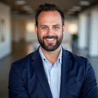 Commercial Bank of Dubai Employee Daniel Kavali's profile photo