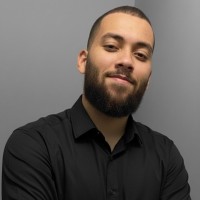 Alessandro Alves Email