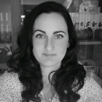 Gabriela Lacka Email