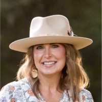 Courtney Shelton Email