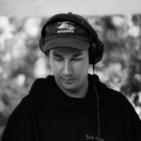 Simon Grip Email