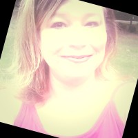 Kelli Thomason Email & Phone Number