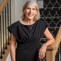 Keller Williams Consultants Realty Employee Tracy Chambers's profile photo
