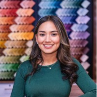 Emely Medrano Email