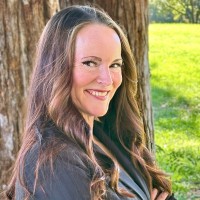 Dogwood Services Inc. Employee Robyn Lukens's profile photo