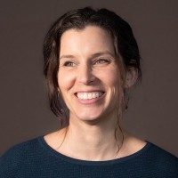 Claudia Saunders Email & Phone Number